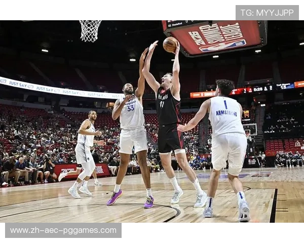 焦点战开拓者大胜篮网卡马拉35分闪耀全场杨瀚森稳定输出4分3板 焦点战开拓者大胜篮网卡马拉35分闪耀全场杨瀚森稳定输出4分3板